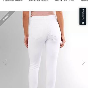 🌸 KanCan Signature White Button-fly Jeans